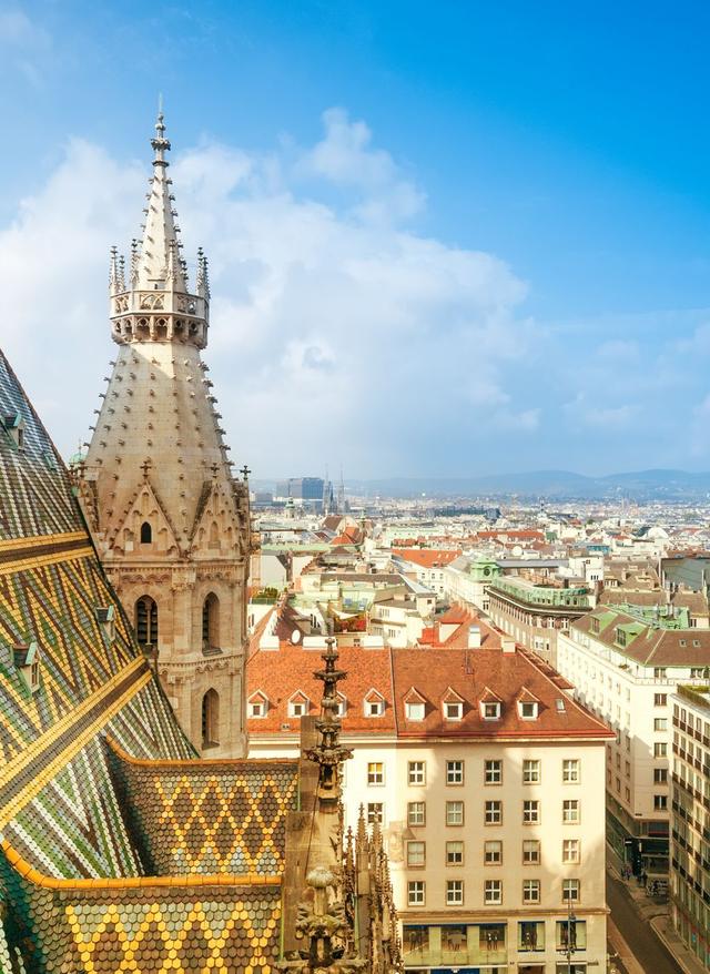 wien-skyline-g-508621086.jpg