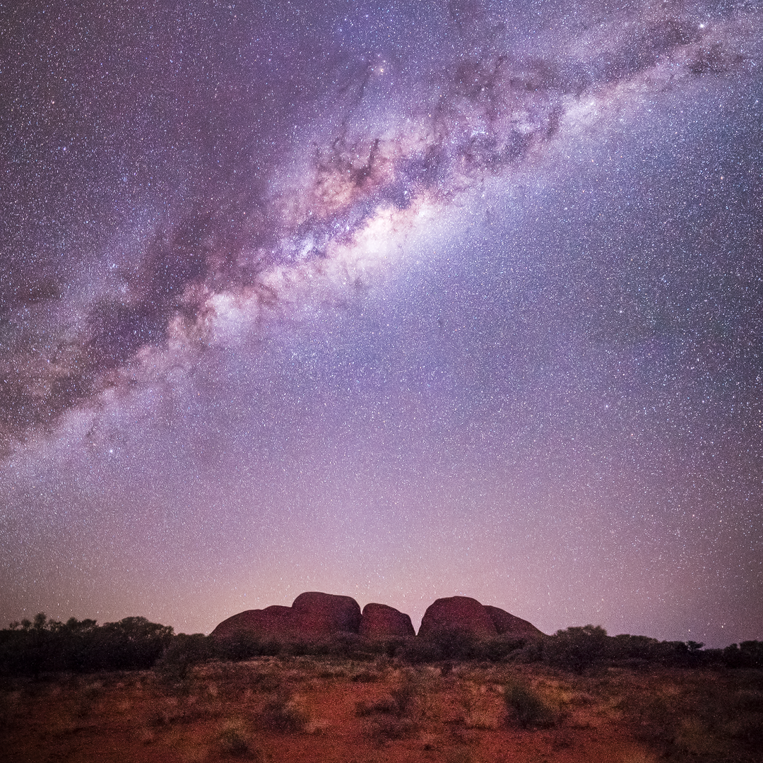 blt05a87de57f7c54e7-australien-northern-territory-pa-131173.png Uluru bei Nacht