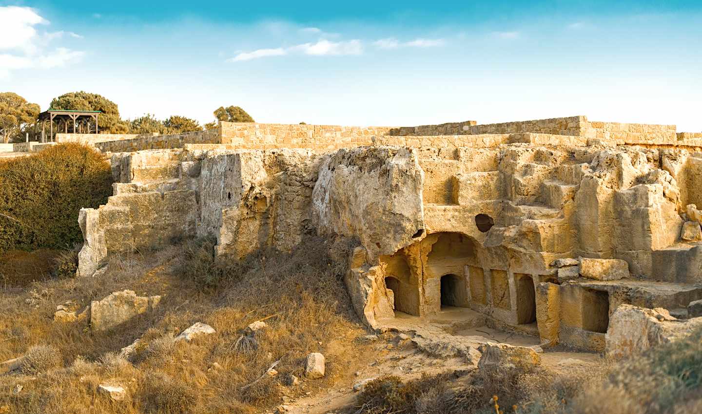 zypern-paphos-graeber-g-1388913934.jpg