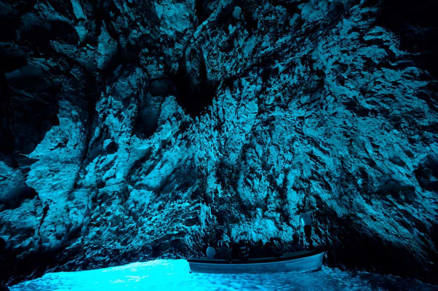 kroatien-kornati-nationalpark-blaue-grotte-g-1216479154.jpg