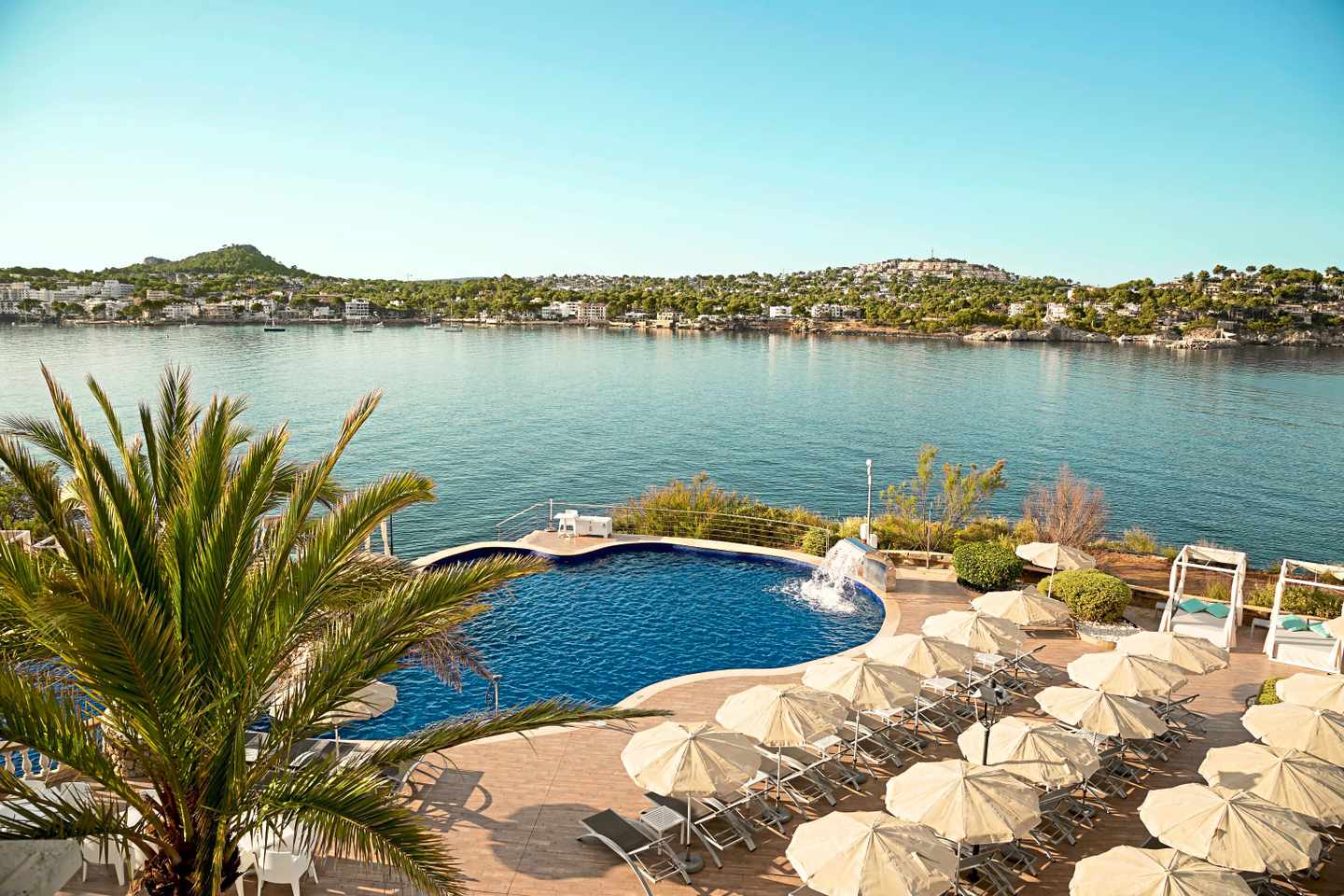 blte51fe521d306b410-spanien-mallorca-sentido-fido-punta-del-mar-pool-d-1435088.jpg bitte aal