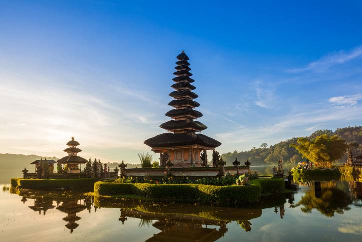 bltd3e71b69928c694a-indonesien-bali-pura-ulun-danu-bratan-g-626621290.jpg indonesien-bali-pura-ulun-danu-bratan-g-626621290.jpg