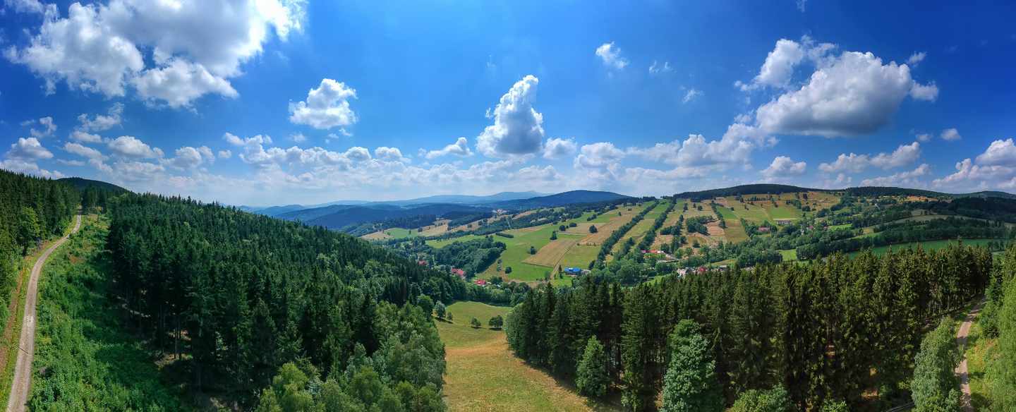 tschechien-riesengebirge-panoramablick-klein-g-1006212718.jpg