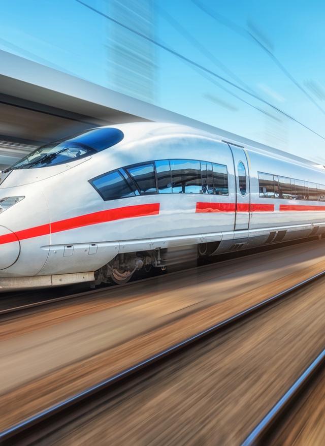 Jetzt entdecken blt0454d393e405c191-bahn-ice-g-961081818.jpg