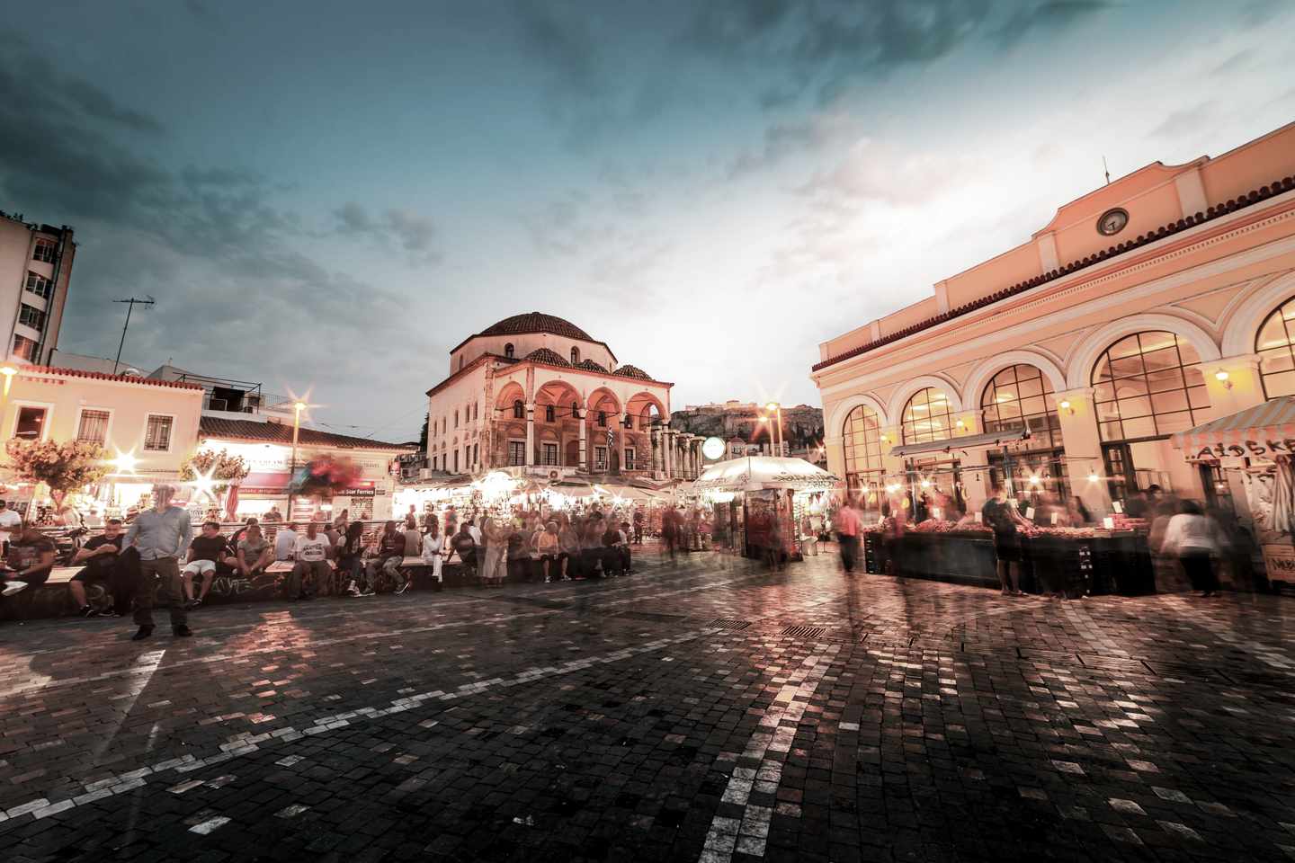 griechenland-athen-monastiraki-platz-g-1207924953_bearbeitet.jpg