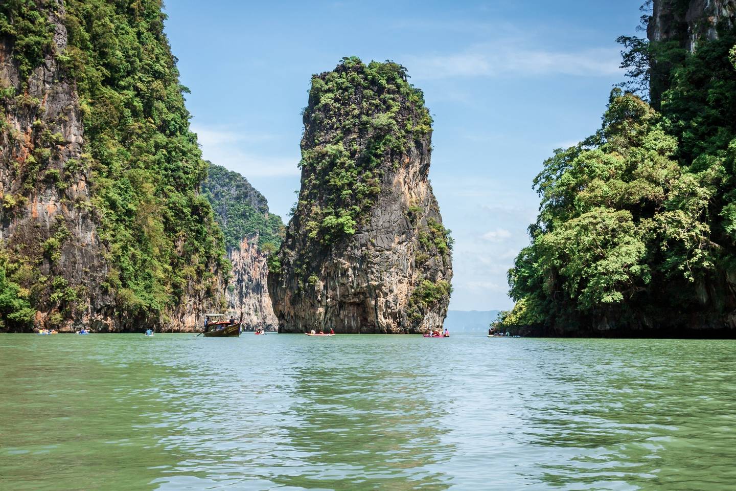 Thailand-Khao-Lak-Phang-Nga-National-Park-g-530796095.jpg