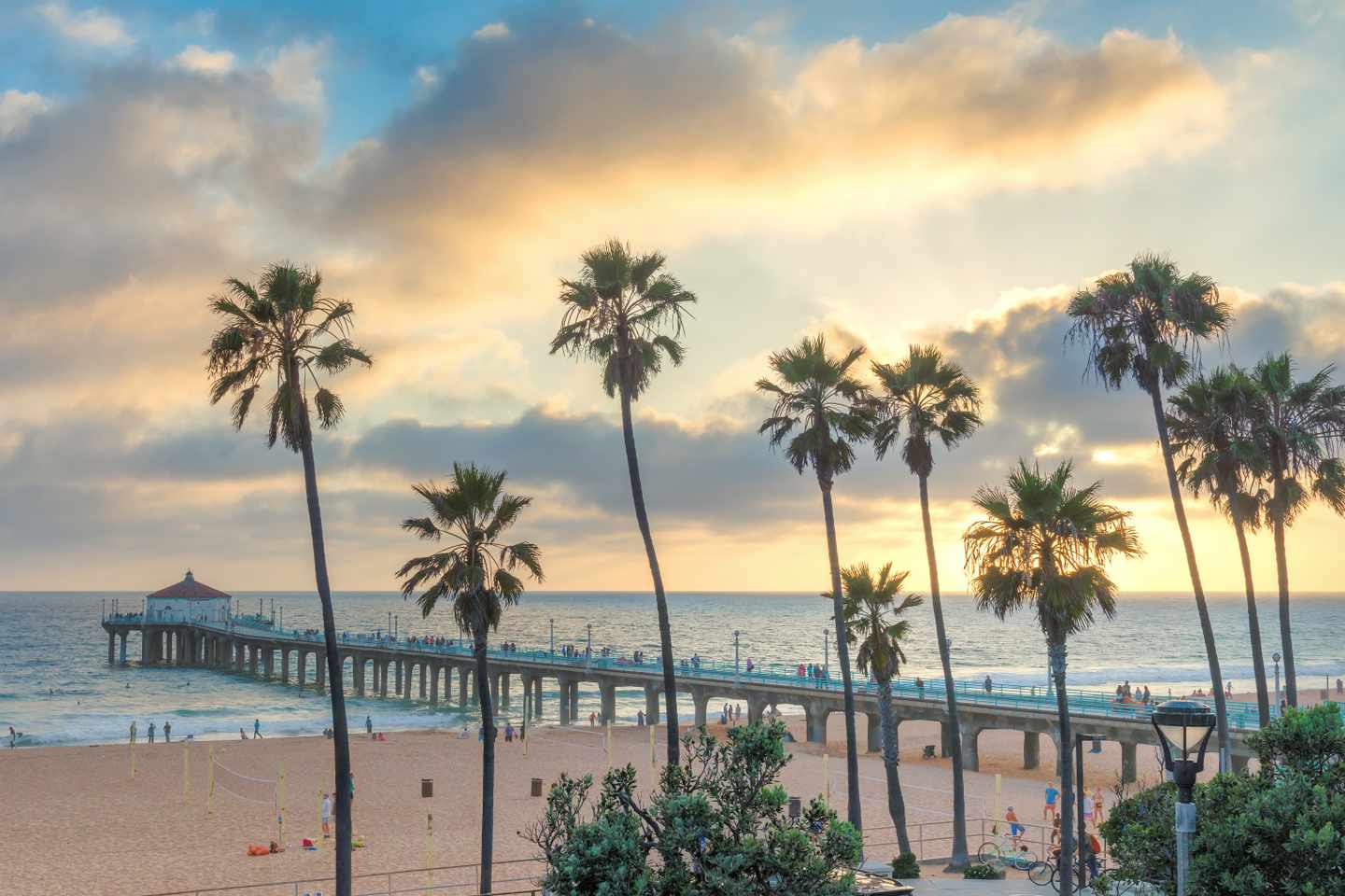 usa-kalifornien-los-angeles-santa-monica-beach-g-931643290.jpg