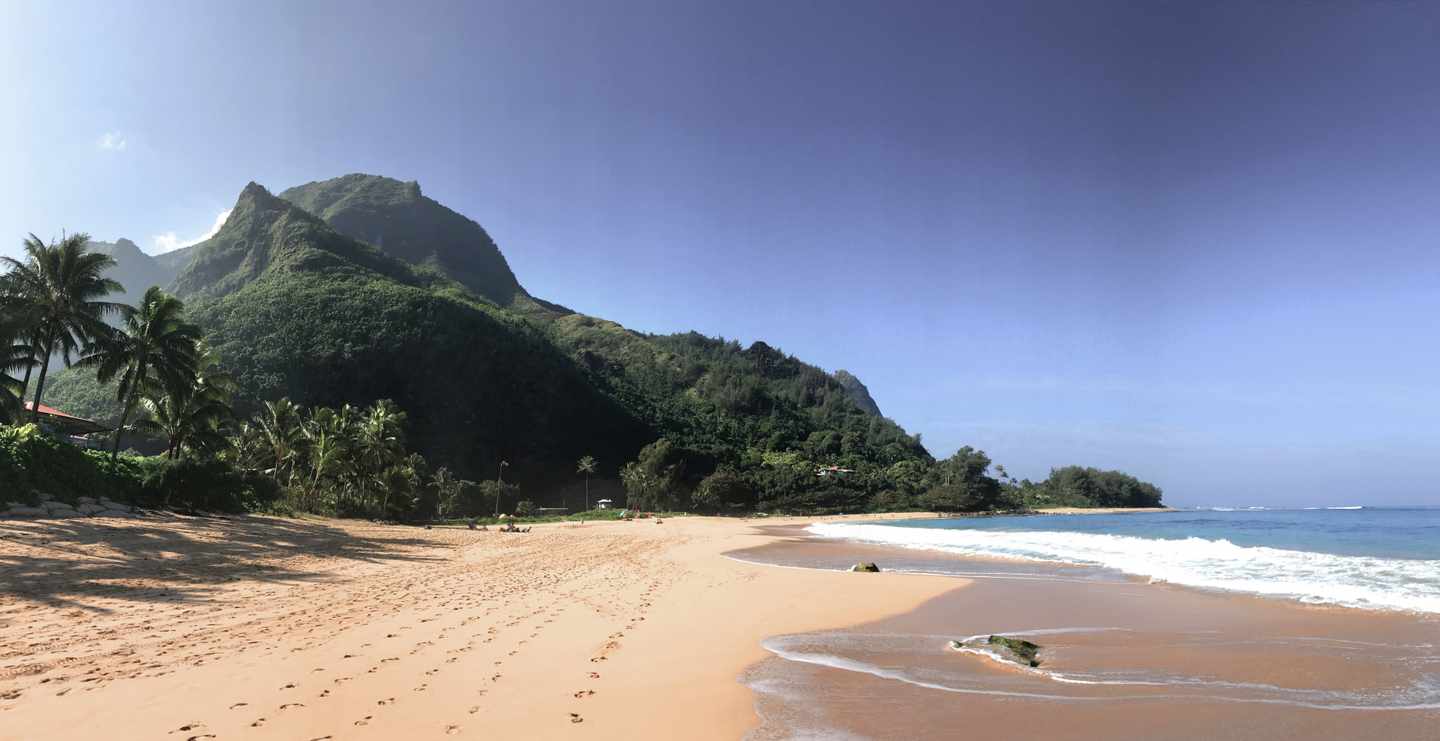 usa-hawaii-kauai-tunnels-beach-g-694277408.jpg