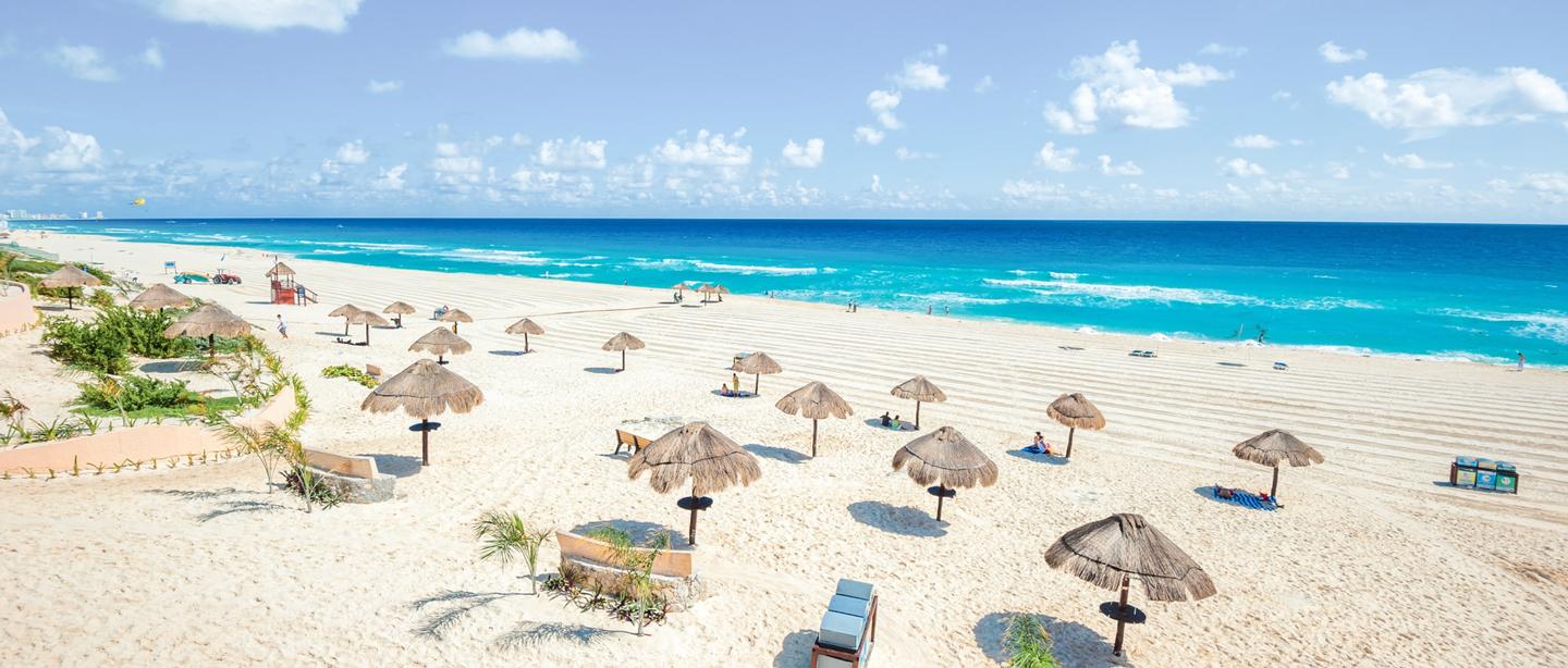 mexiko-yucatan-cancun-strand-g-520408263.jpg