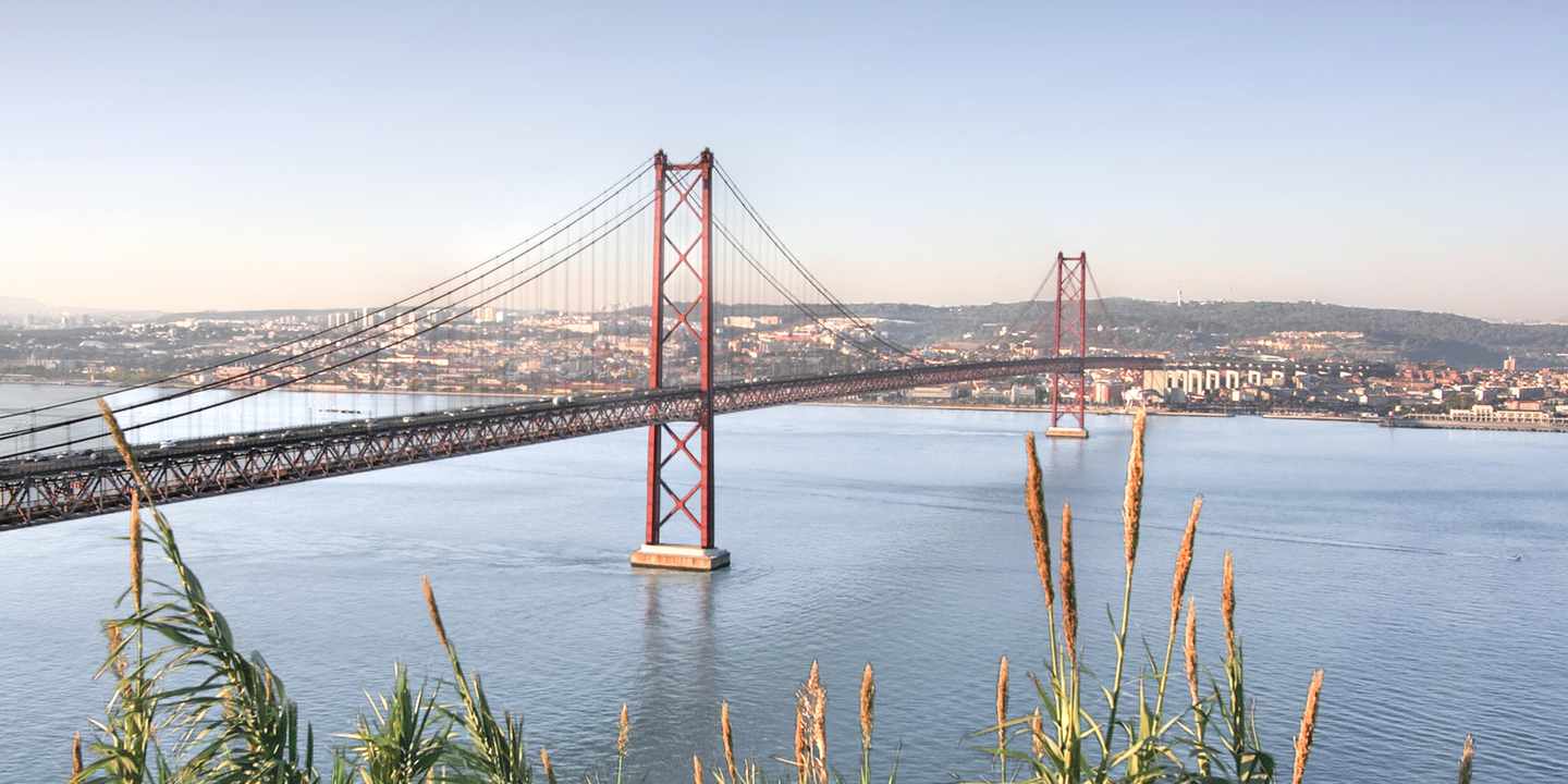 Lisboa-Ponte-25-de-Abril.jpg