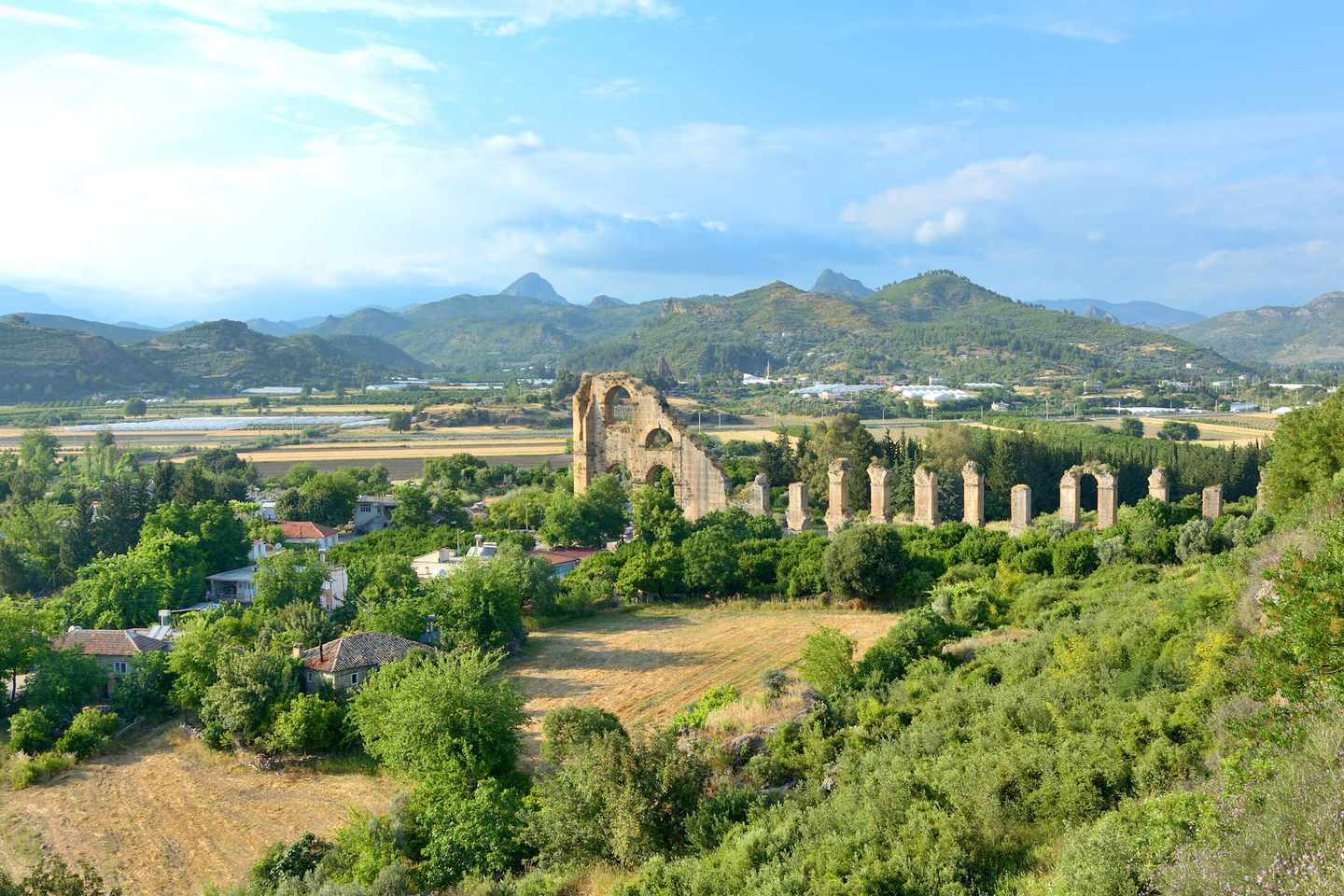 tuerkische-riviera-aspendos-panorama-dertour-g-1176872678.jpg