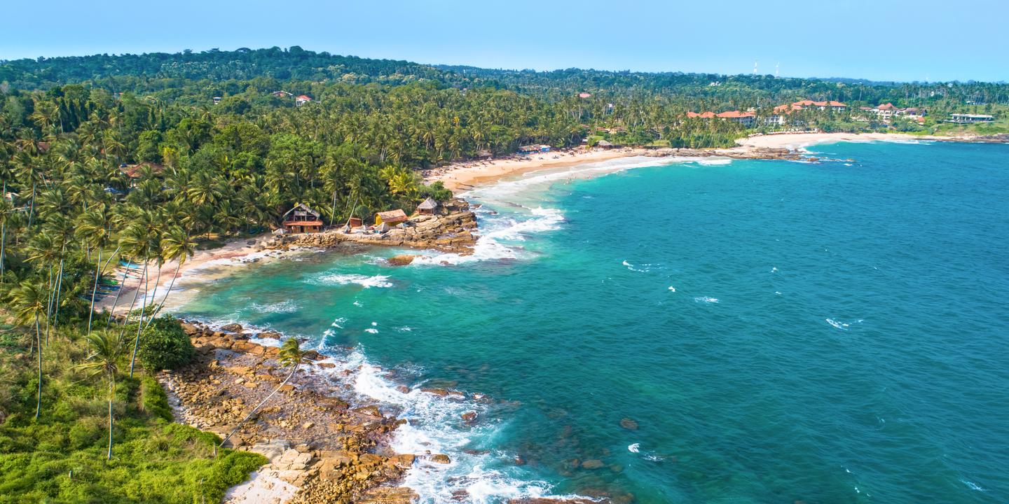 indischer-ozean-sri-lanka-goyambokka-beach-g-1131230090.jpg