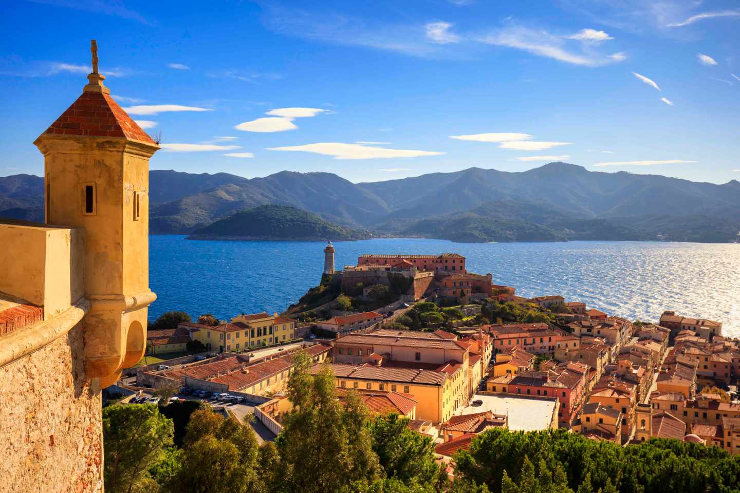 italien-elba-livorno-g-496888120.jpg