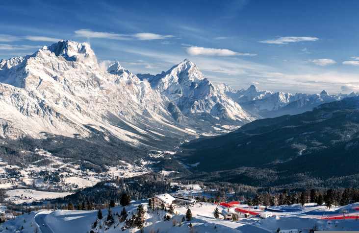 italien-dolomiten-cortina-skiurlaub-g-462836759.jpg