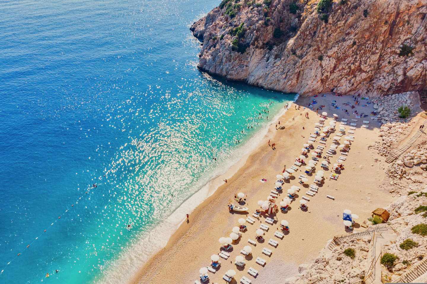 tuerkei-antalya-kaputas-strand-luftansicht-sonnig-g-1002922856.jpg
