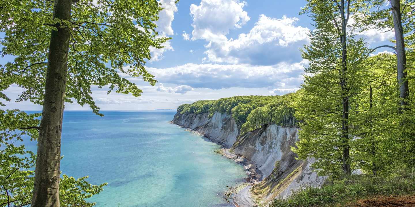 blt090bb8ba6d7a9702-deutschland-ostsee-ruegen-kreidefelsen-g-491788719.jpg Perfektes Fotomotiv: die Kreidefelsen von der Viktoria-Sicht aus