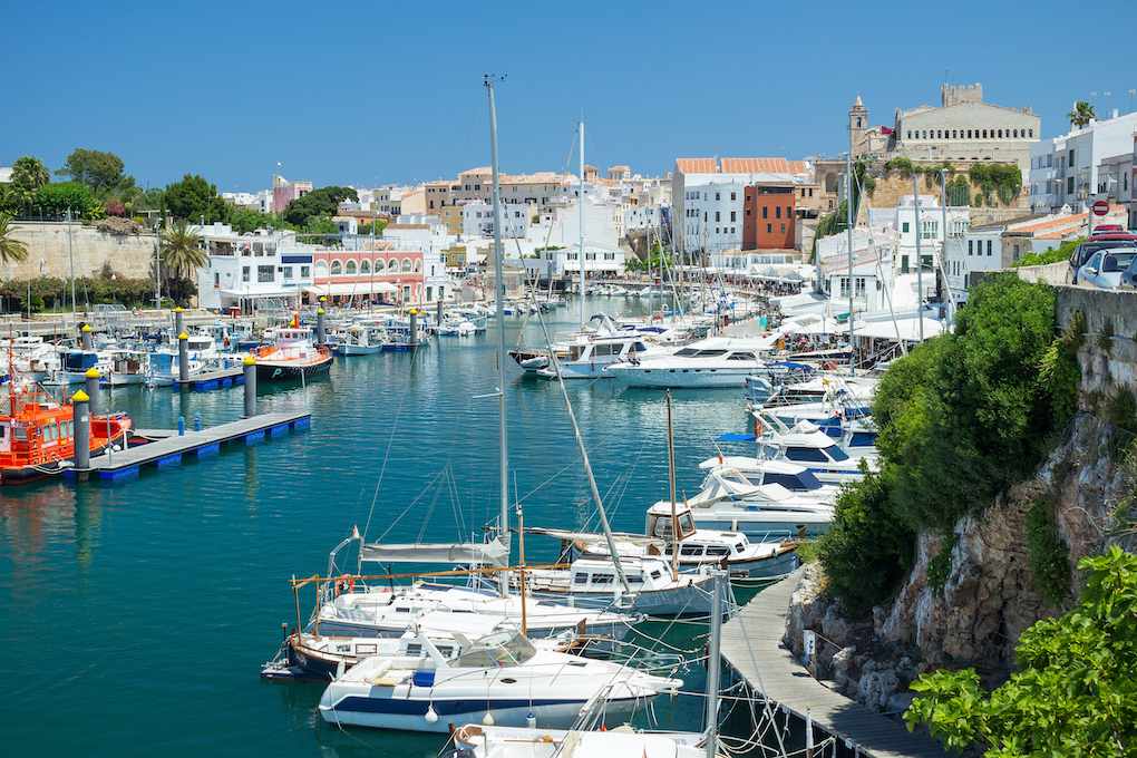3_spanien_balearen_menorca_ciutadella_dertour_g-531383833.jpg
