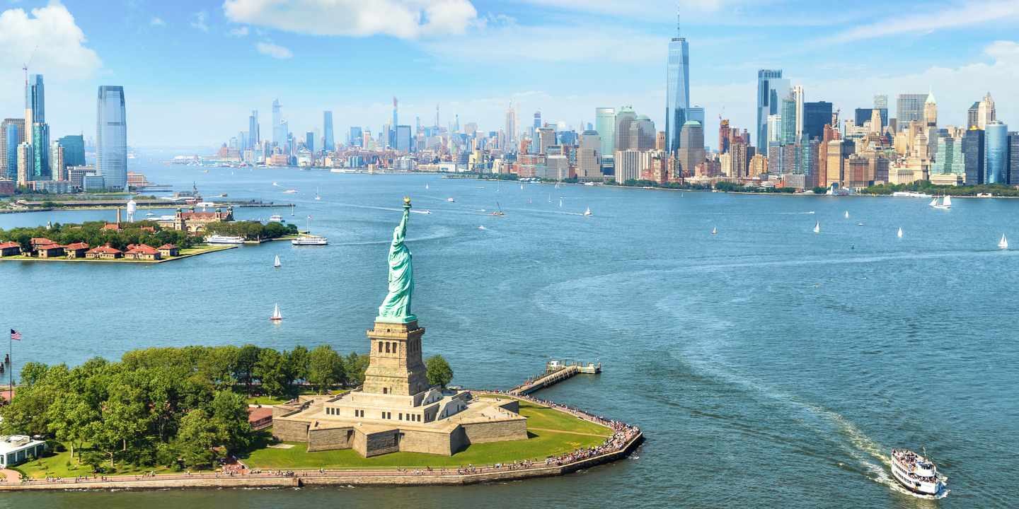 nordamerika-usa-new-york-city-freiheitsstatue-crop-g-1339120709.jpg