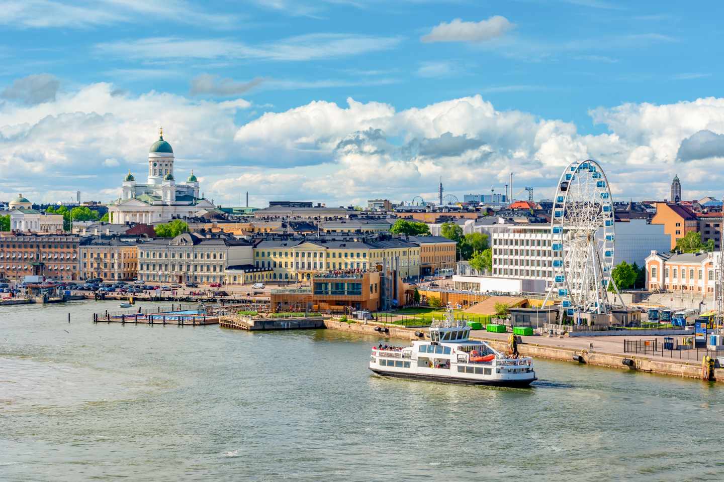 Finnland-Helsinki-Kathedrale-Hafen-g-1302091438.jpg