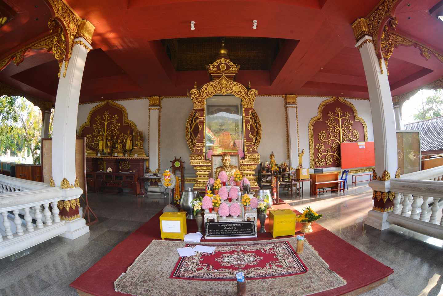 thailand-koh-samui-khunaram-tempel-t-616873544.jpg