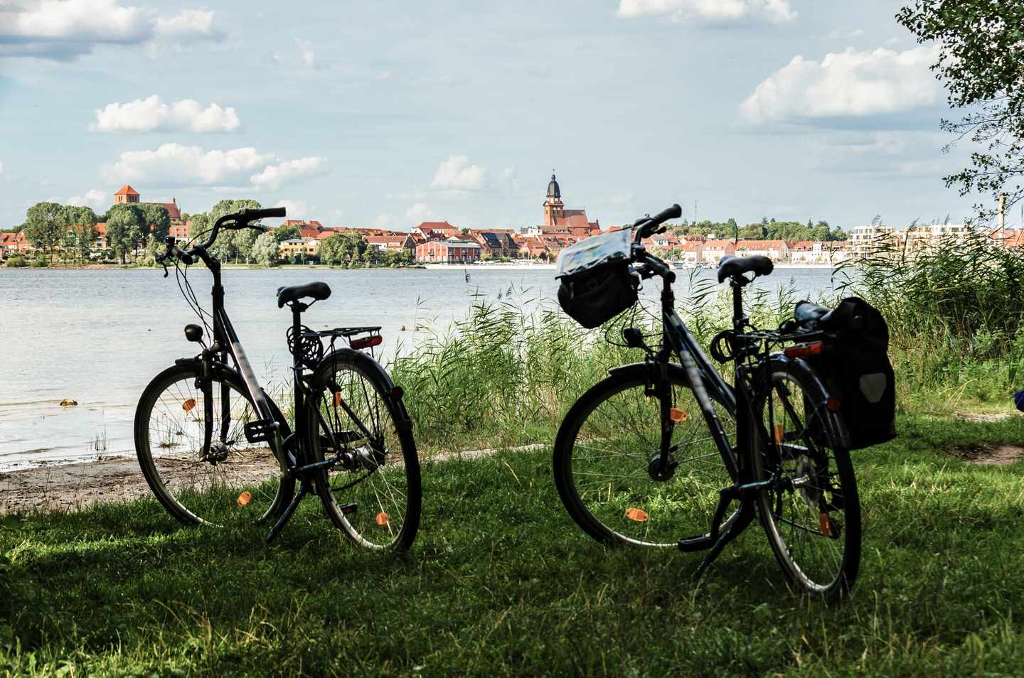 deutschland-mecklenburg-mecklenburgische-seenplatte-mueritz-raeder-g-1405691440.jpg