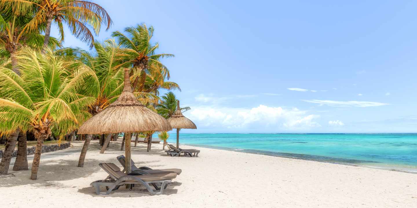 mauritius-strand-liegestuhl-g-1387013824.jpg