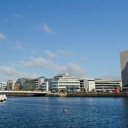 irland-dublin-kongresszentrum-bruecke-t-465159292.jpg