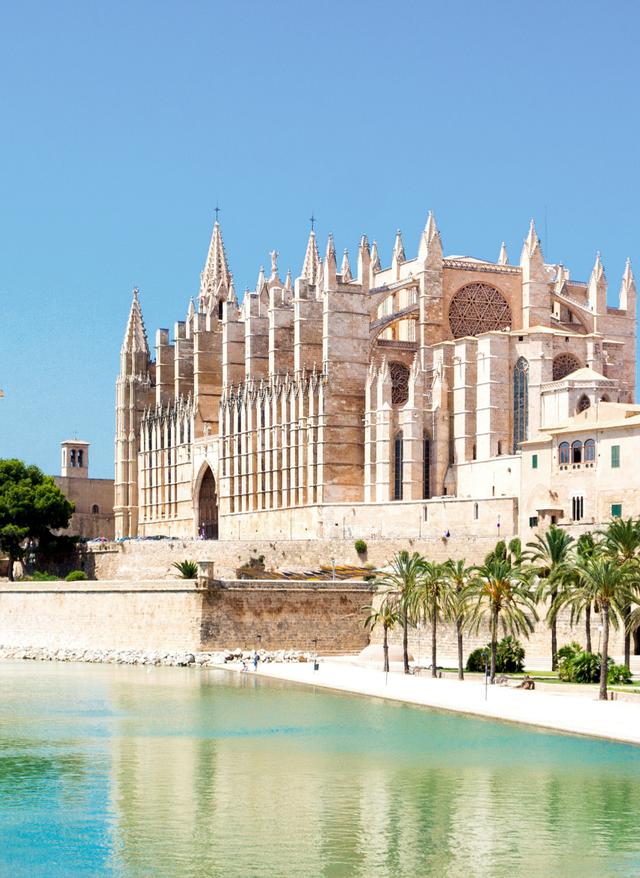 Zu den Angeboten Kathedrale von Palma de Mallorca
