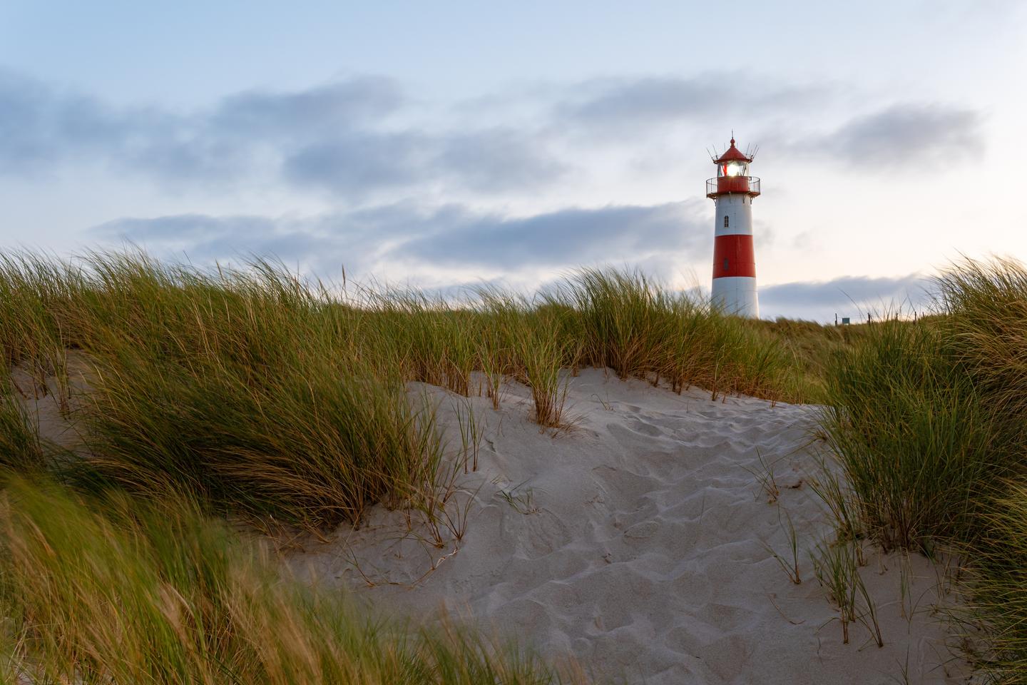 blt66a29c73003cf3c7-deutschland-nordsee-leuchtturm-duene-g-1349778781.jpg deutschland-nordsee-leuchtturm-duene-g-1349778781.jpg