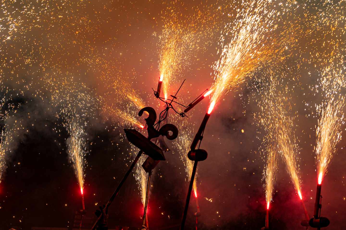 spanien-correfoc-san-sebastian-g-2178403891.jpg