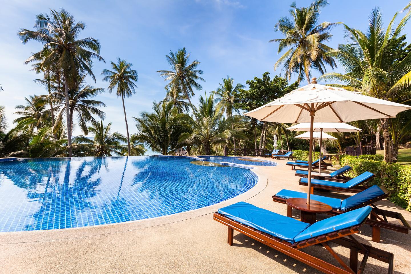 all-inclusive-hotel-thailand-g-641448082.jpg
