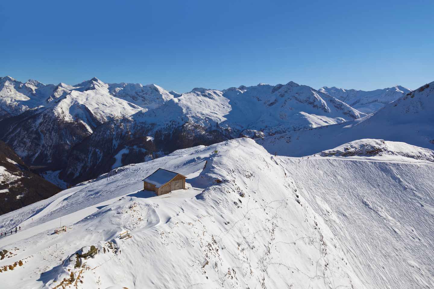 oesterreich-salzburg-bad-gastein-skihuette-g-697383506.jpg