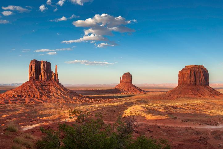 usa-utah-monument-valley-g-1019588852.jpg