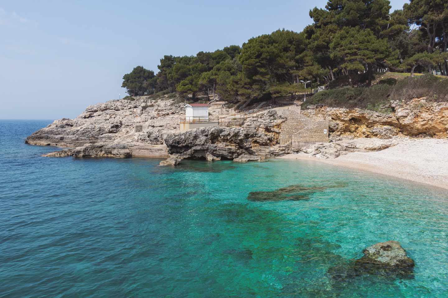 kroatien-istrien-pula-havajski_strand-g-1151781934.jpg