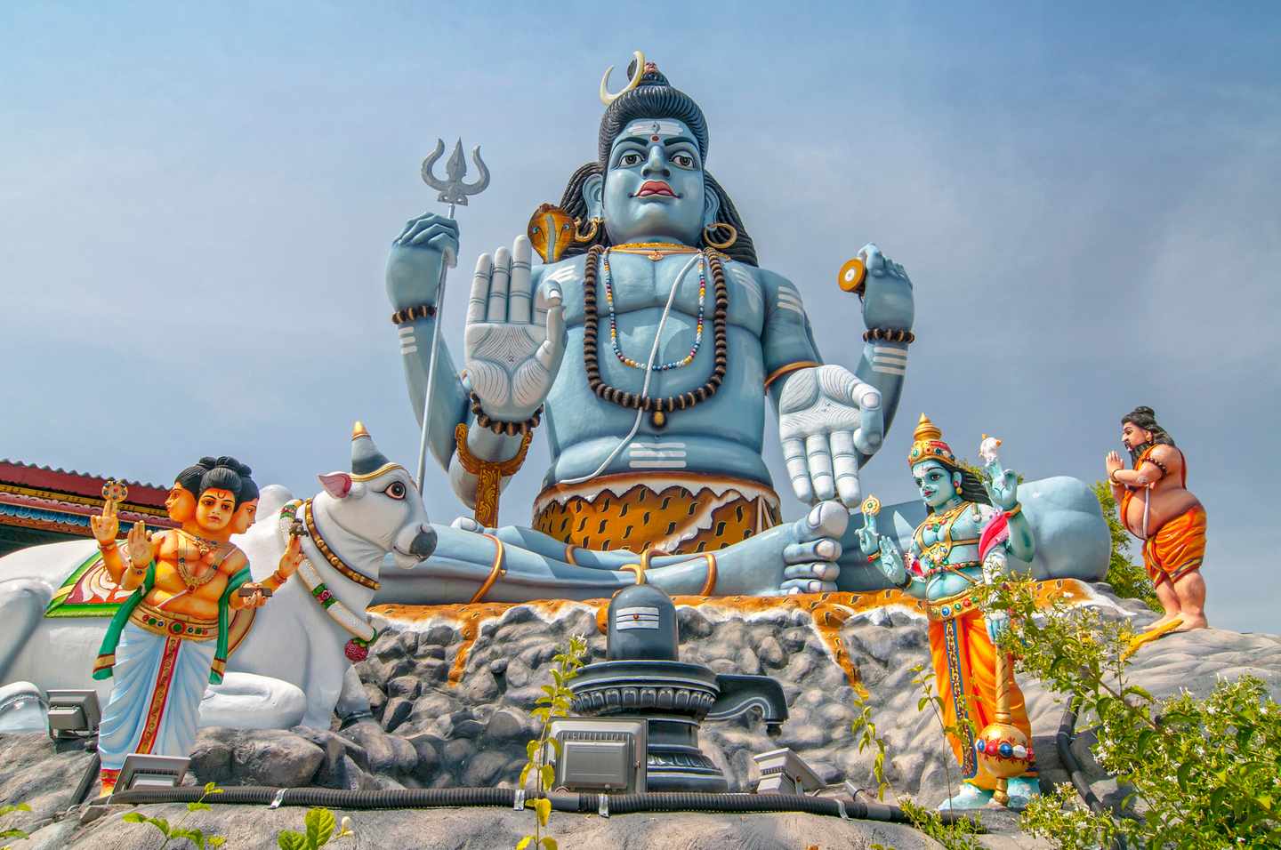 sri-lanka-trincomalee-shiva-t-660409102.jpg
