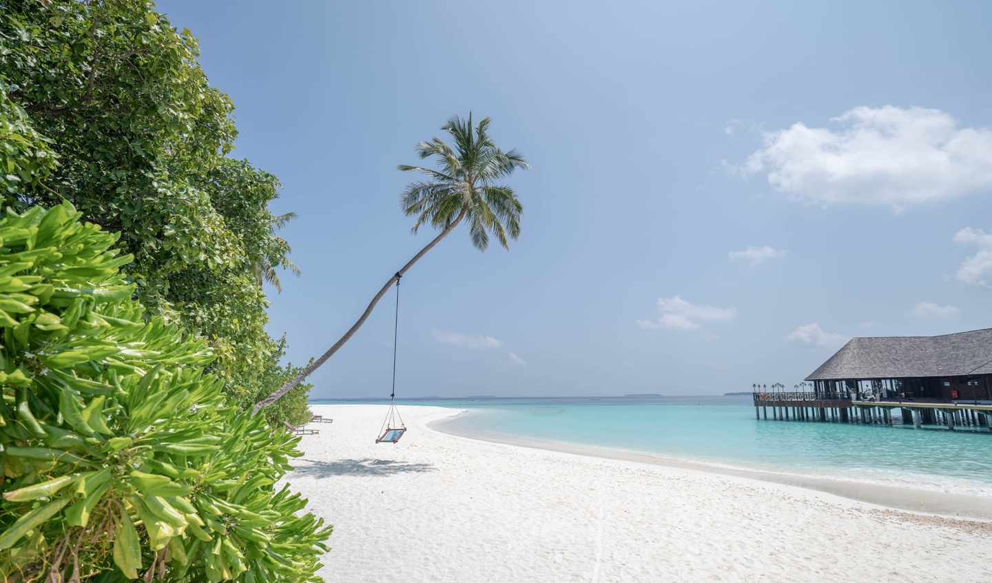 maledives-sunsiyam-irufushi-87475-beach-c10-m0024-beschnitten.jpg