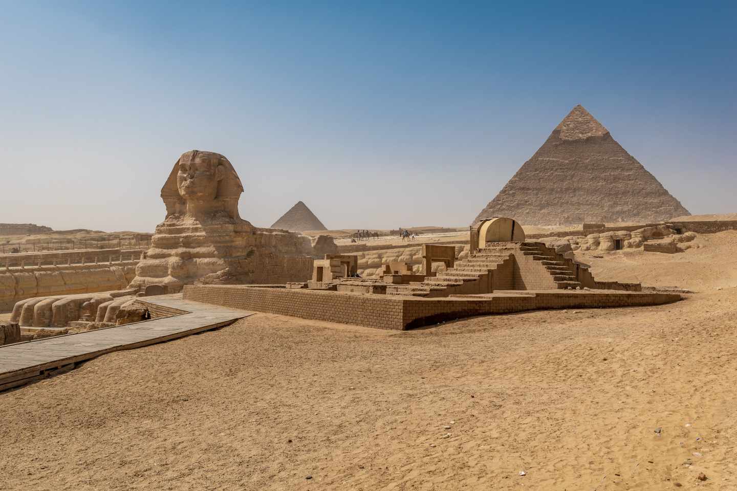 aegypten-pyramiden-gizeh-sphinx-g1321624155.jpg