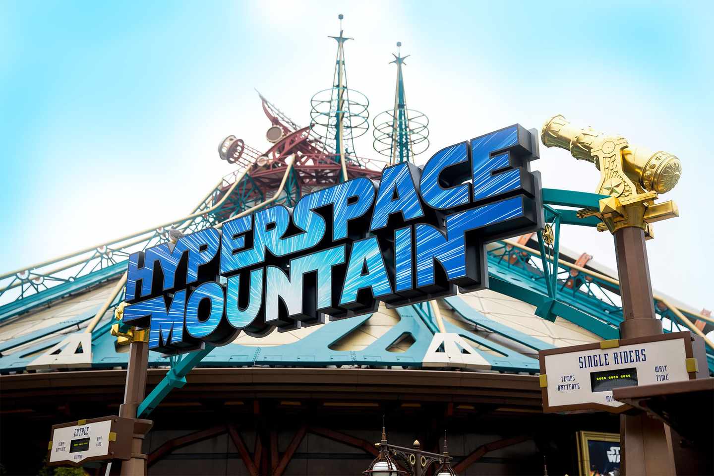 copyright-frankreich-disneyland-paris-hyperspace-mountain-eingang.jpg