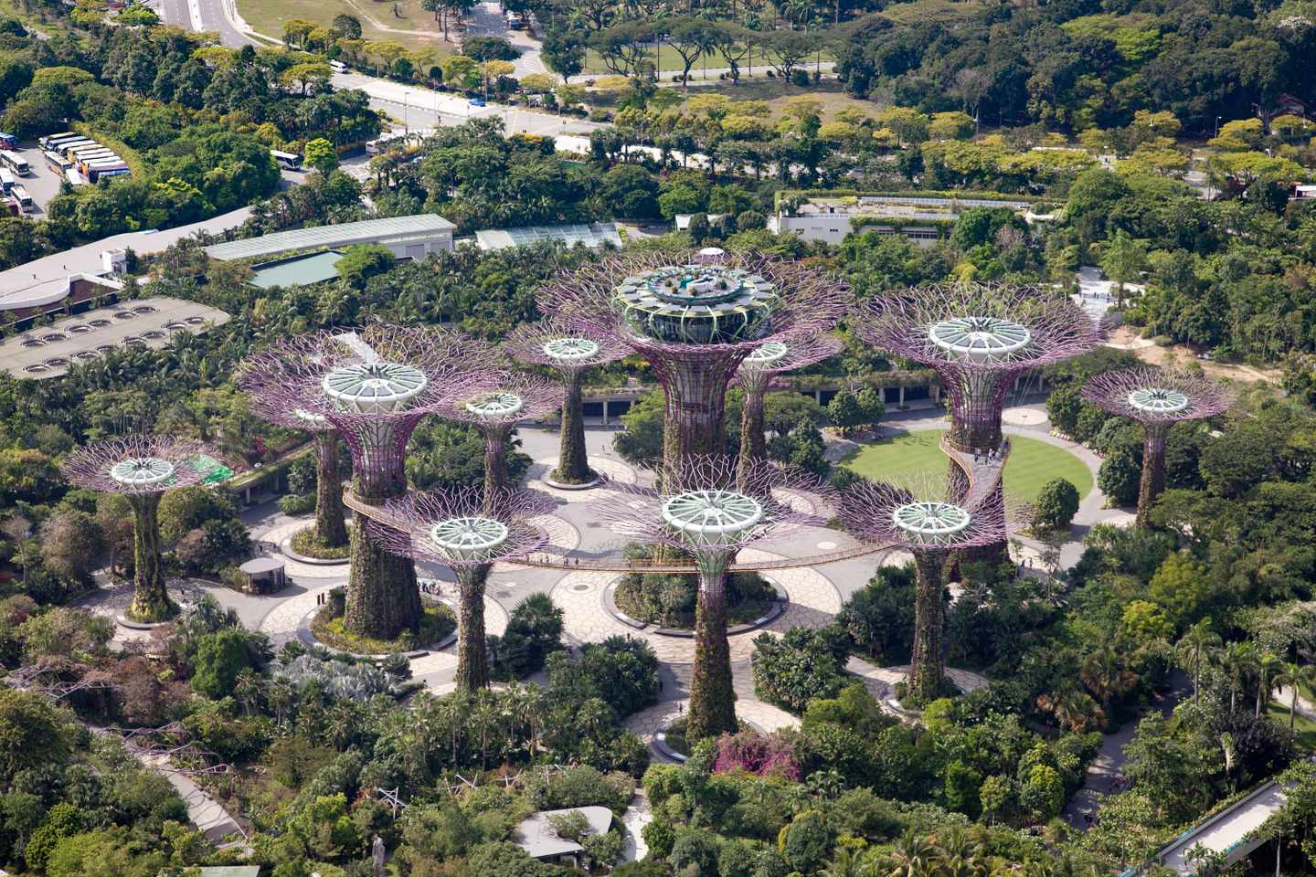 Singapur-Panoramablick-auf-botanische-Gärten-g-592394452.jpg