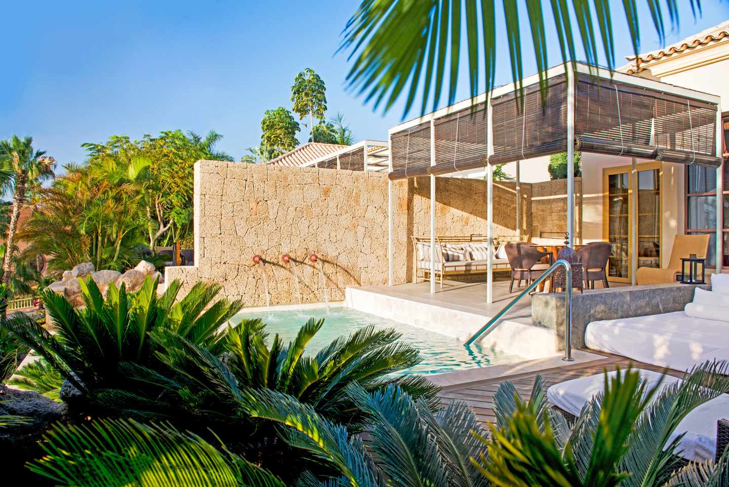teneriffa-costa-adeje-las-villas-bahia-del-duque-privatpool-retreat-DER1325886.jpg