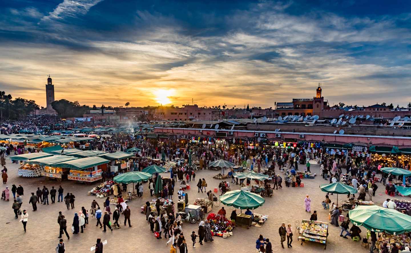 marokko-marrakesch-marktplatz-djemaa-el-fna-klein-g-1257756579.jpg