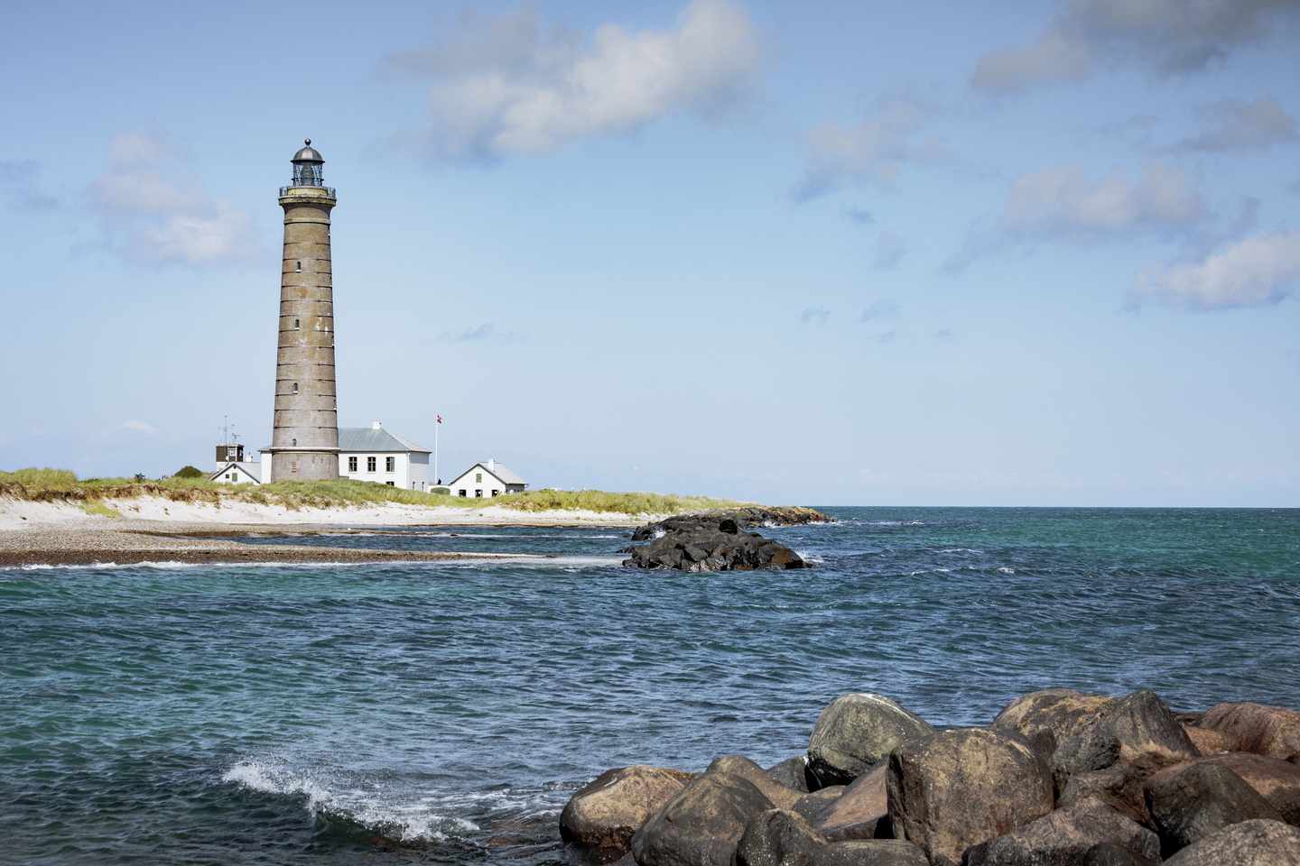 daenemark-skagen-gra-fyr-sonniger-tag-g-1065551274_bearbeitet.jpg