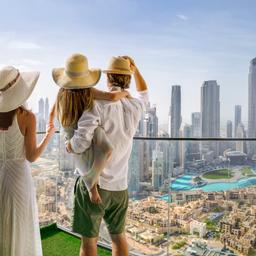 familie-dubai-g-2094534013.jpg