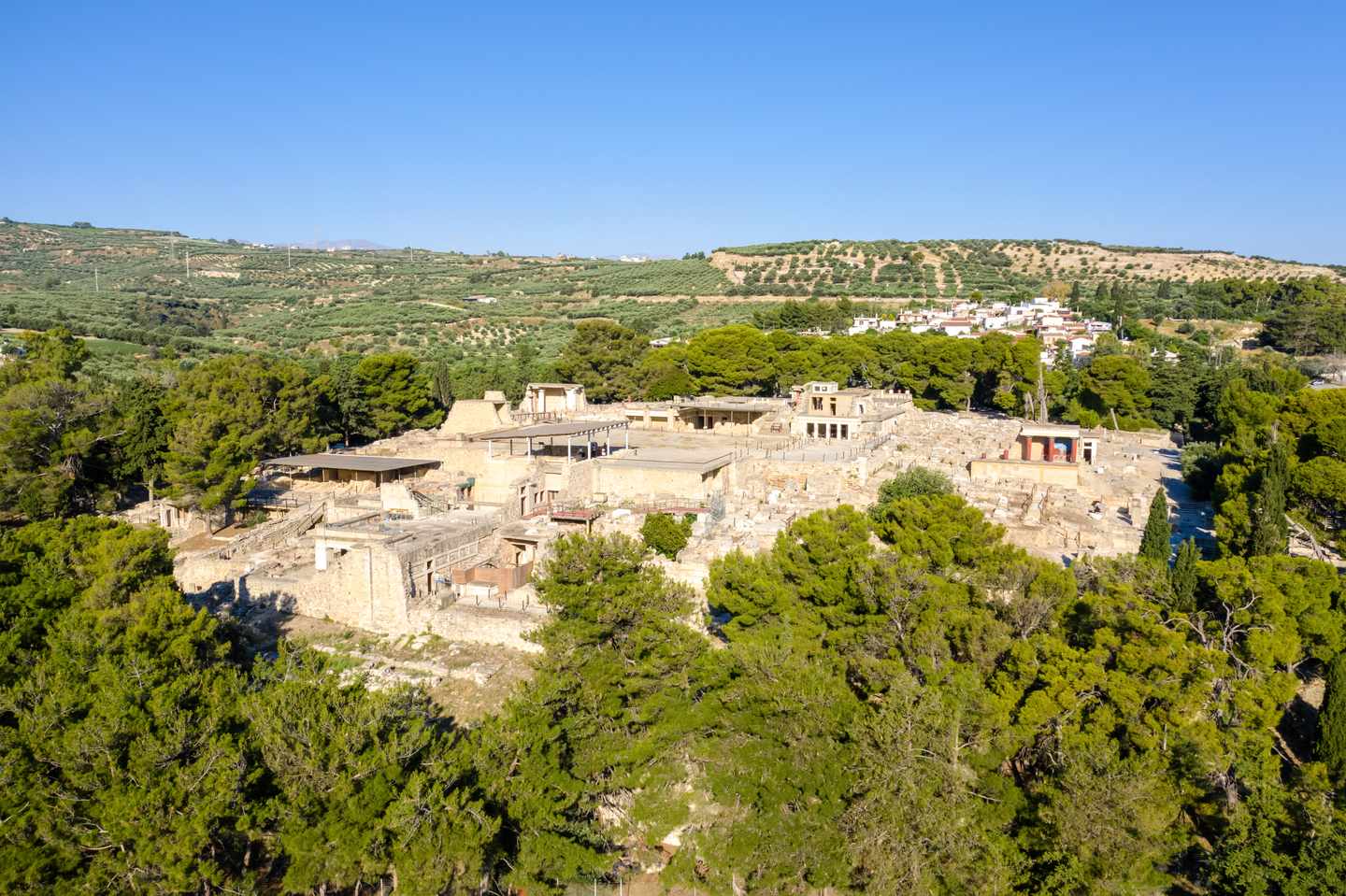 griechenland-kreta-palast-von-knossos-panorama-g-1326462907.jpg