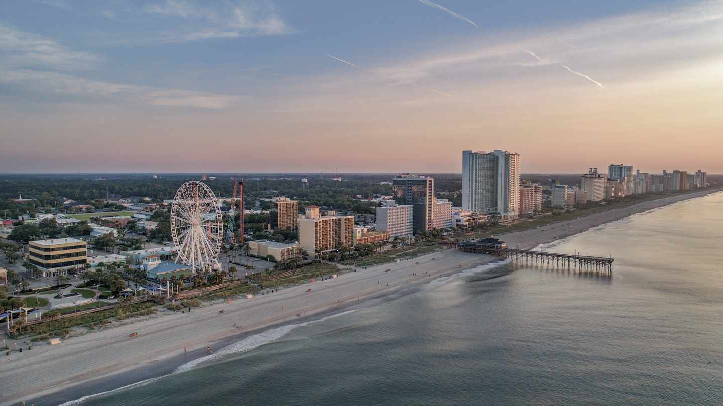 usa-south-carolina-myrtle-beach-strand-riesenrad-g-1165409830.jpg