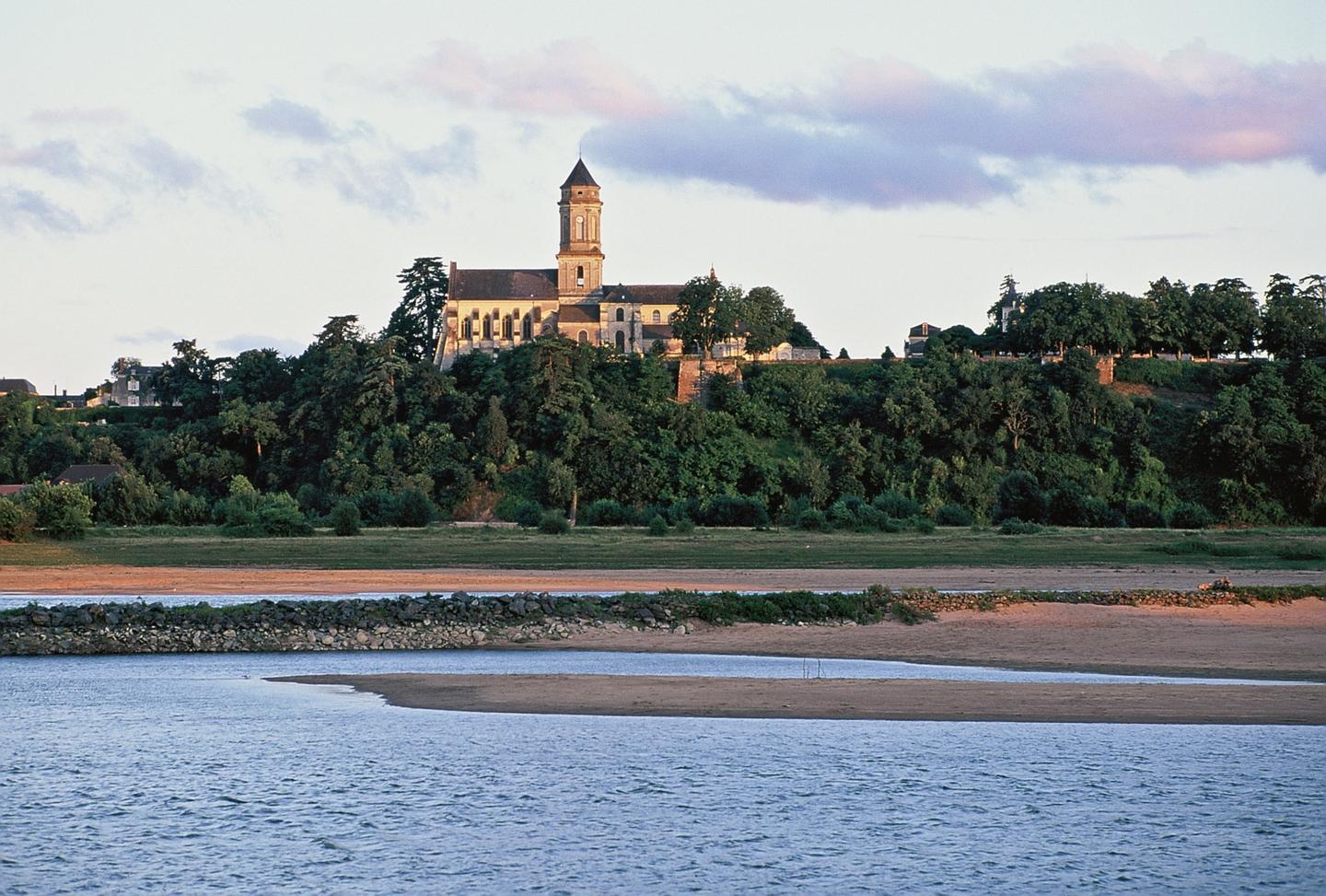 frankreich-loiretal-kirche-st-florent-p-I47842.jpg