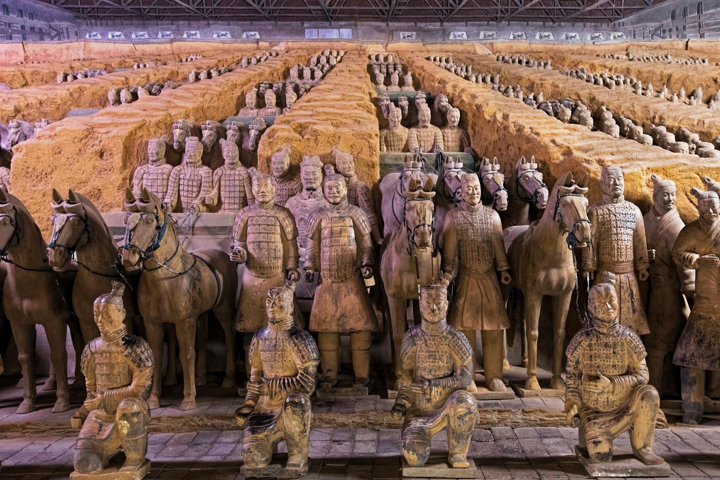 china-xian-terrakotta-armee-g-1165398604.jpg