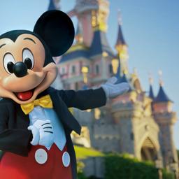 copyright-frankreich-dosneyland-paris-mickey-schloss.png