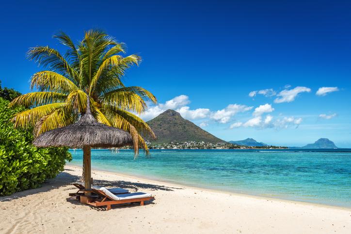 mauritius-liege-strand-g-506246438.jpg