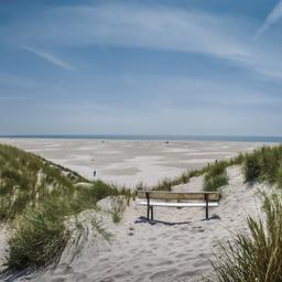 deutschland-schleswig-holstein-duenen-meer-g-494448936.jpg